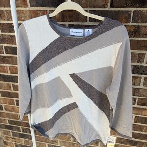 Alfred Dunner Geometric Gray and Cream Top